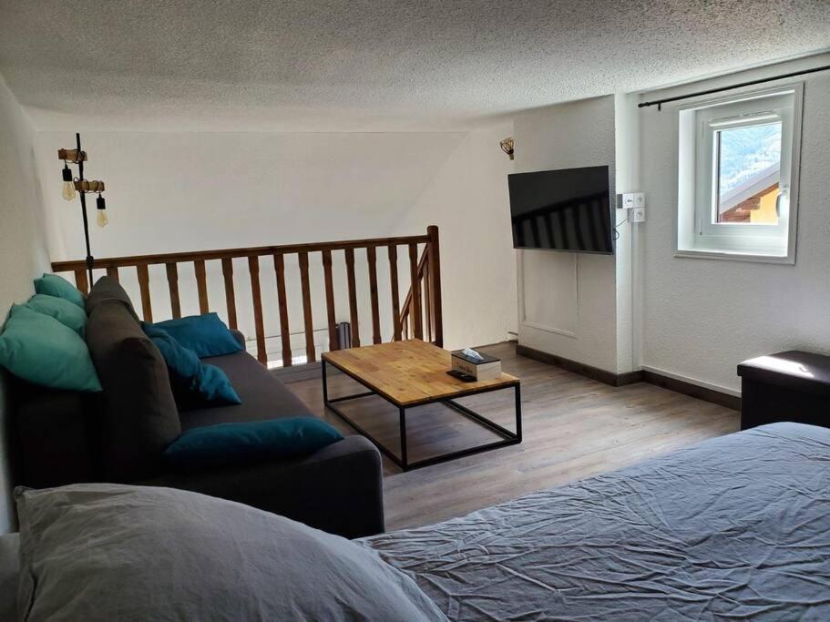 Appartement Chaleureux. บาร์เซอลอนเน็ต ภายนอก รูปภาพ