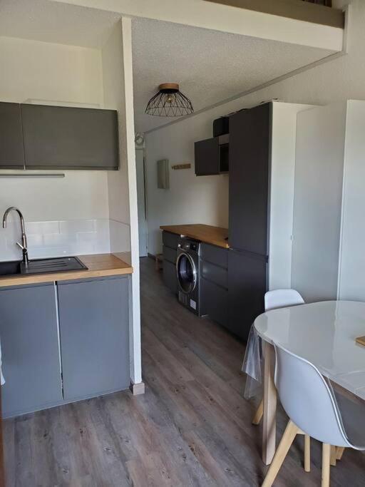 Appartement Chaleureux. บาร์เซอลอนเน็ต ภายนอก รูปภาพ
